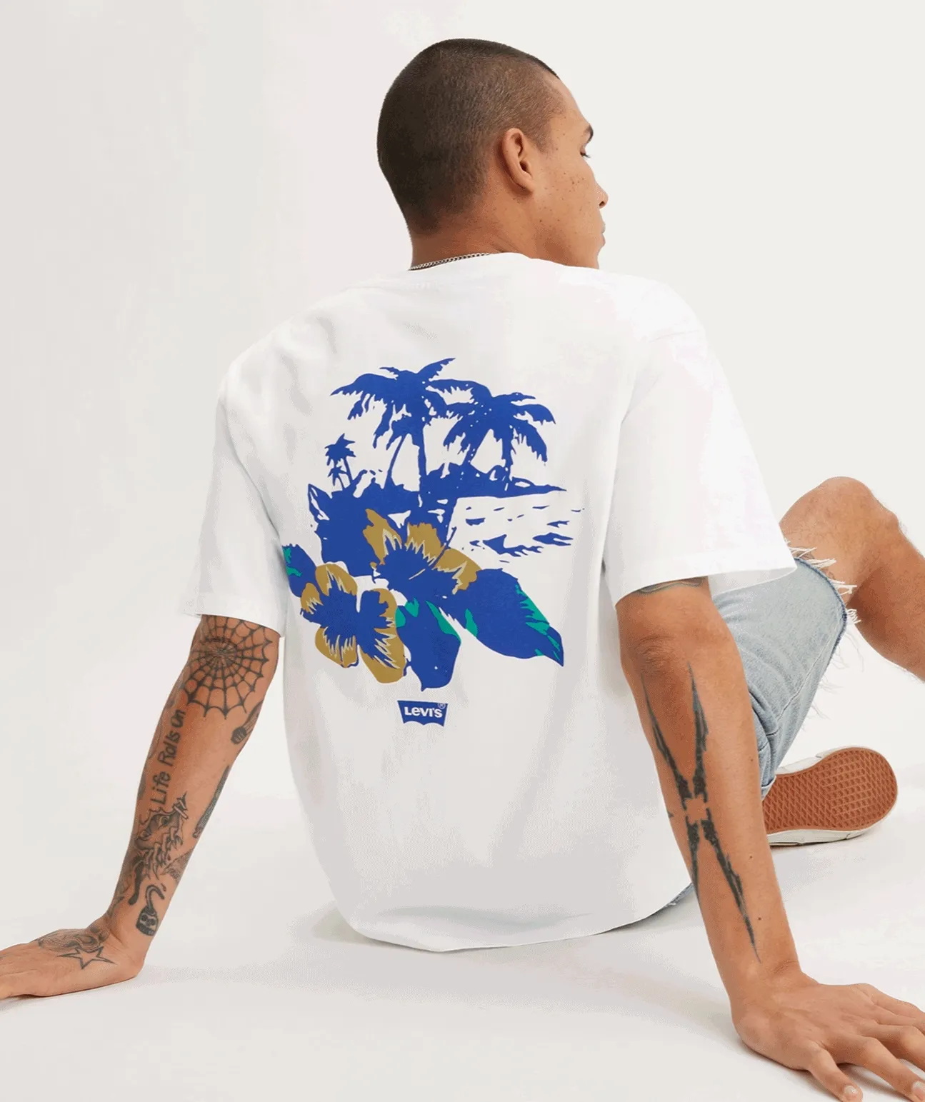 SHOP NEW GRAPHIC T-SHIRTS