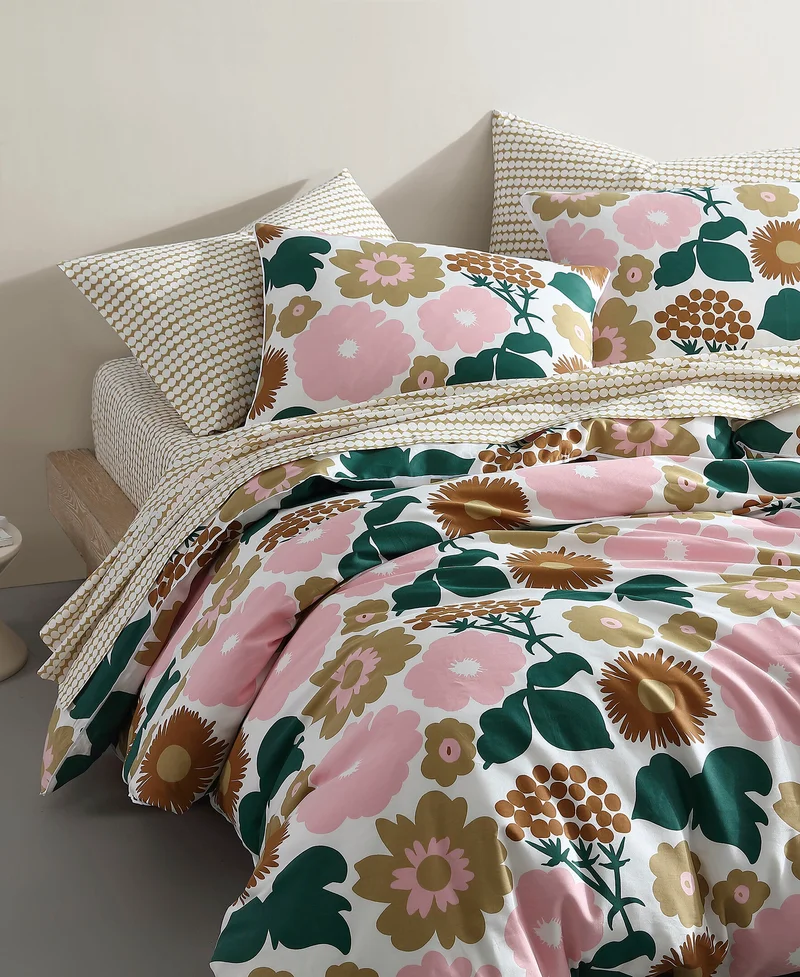 Pieni Kukkatori King Duvet Cover and Sham set