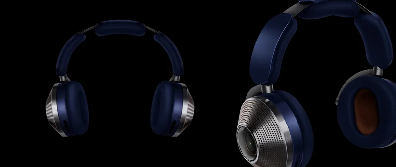 Dyson Zone™ noise-cancelling headphones in Prussian blue