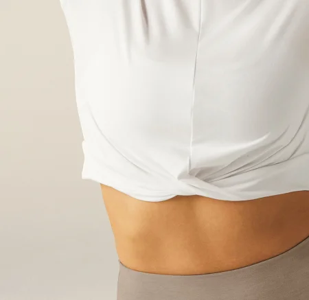 Featherweight Center Stage Cropped Long Sleeve Pullover