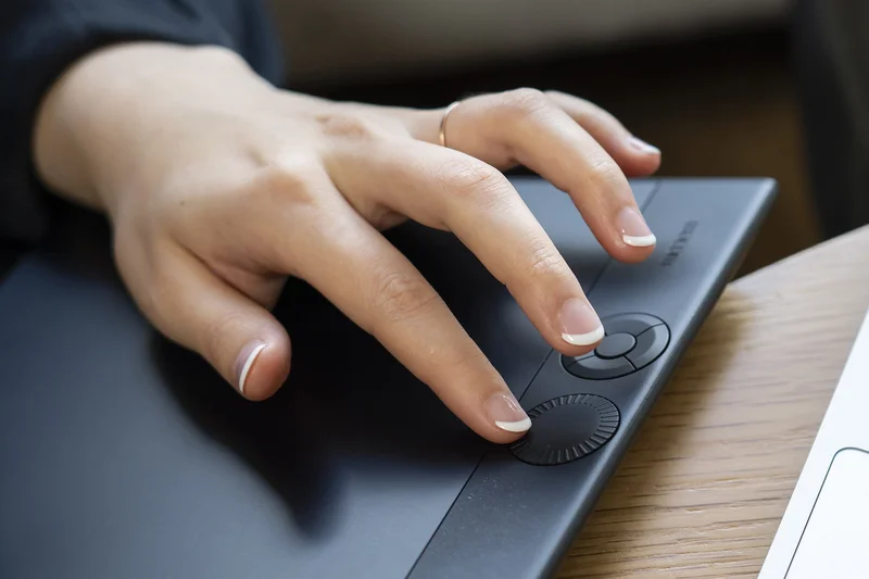 Wacom Intuos Pro (2025) – The Ultimate Creative Pen Tablet