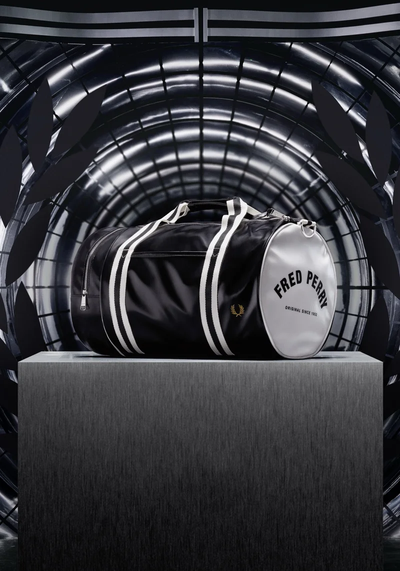 Fred Perry Classic Barrel Bag in Black / Ecru