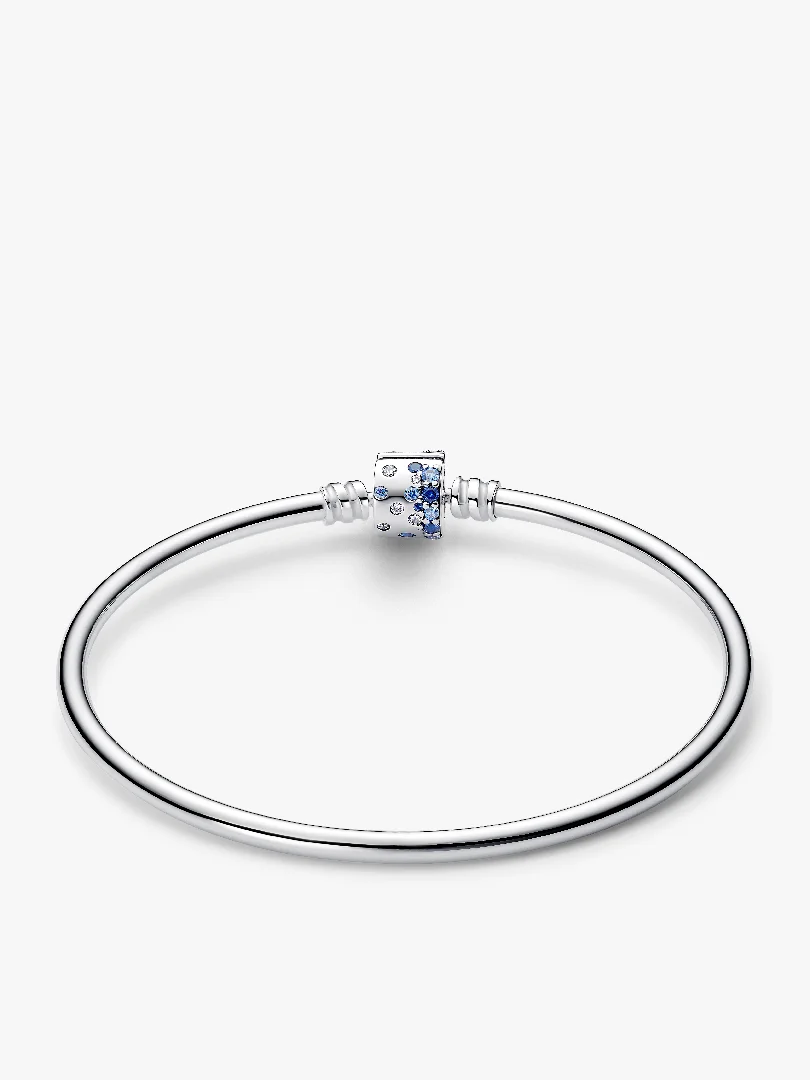 FINAL SALE - Sparkling Barrel Clasp Bangle