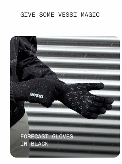 Forecast Gloves in Black