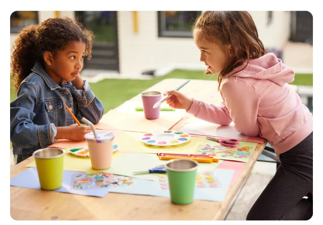 Children playing with Kids' Cup